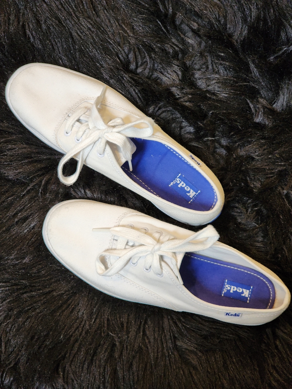 Keds Champion White Canvas Sneakers with Blue Insole Size 6.5